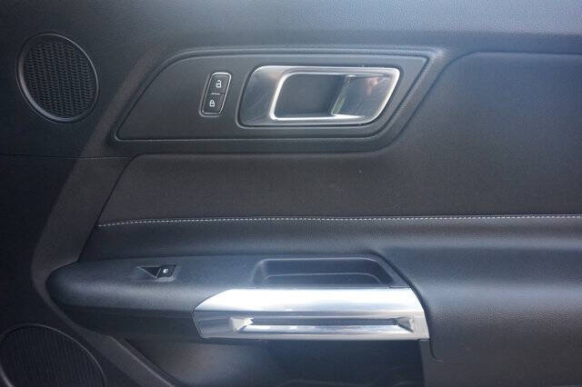 2022 Ford Mustang Mach 1