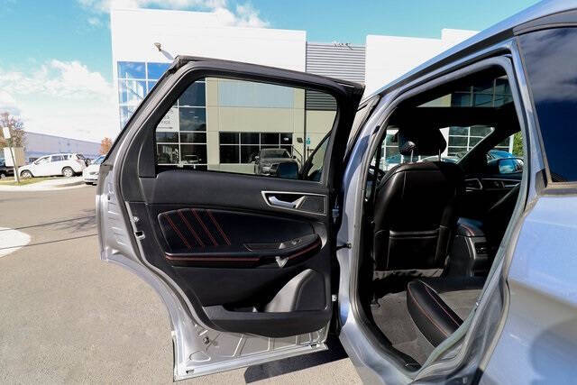 2022 Ford Edge ST-Line