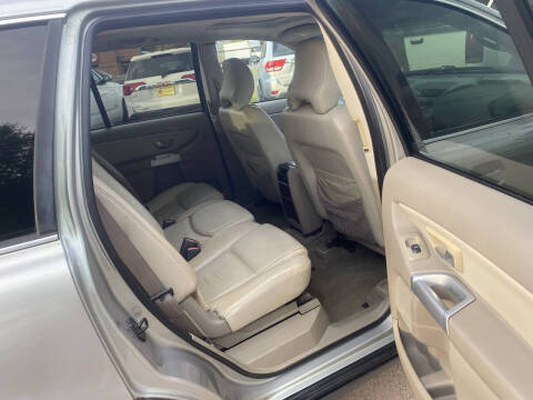 2004 Volvo XC90 2.5T