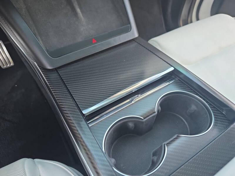 2022 Tesla Model X Plaid