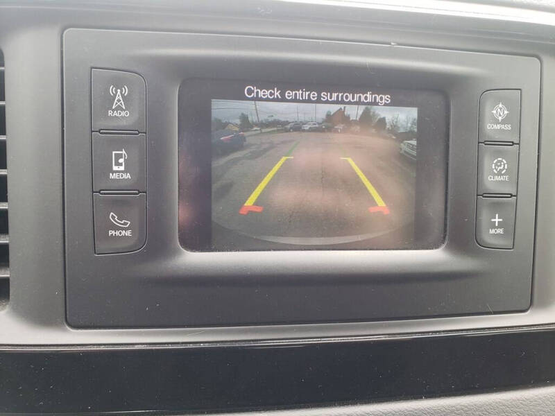 2017 Chrysler Pacifica Touring