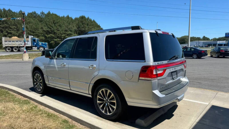 2016 Lincoln Navigator Select