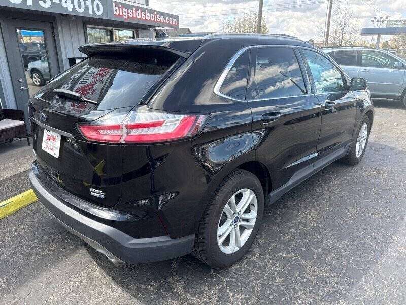 2020 Ford Edge