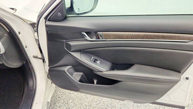 2019 Honda Accord Hybrid Touring