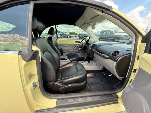 2005 Volkswagen New Beetle Convertible GLS