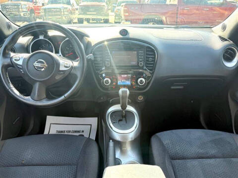2015 Nissan JUKE SV