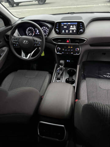 2020 Hyundai Santa Fe SE