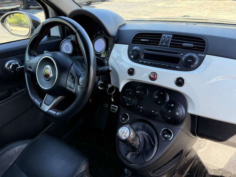 2013 FIAT 500c Abarth