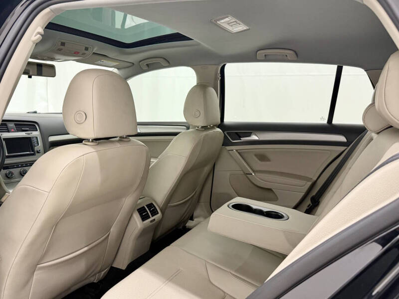 2015 Volkswagen Golf TSI S