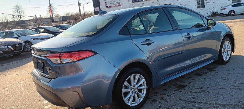 2023 Toyota Corolla Hybrid LE