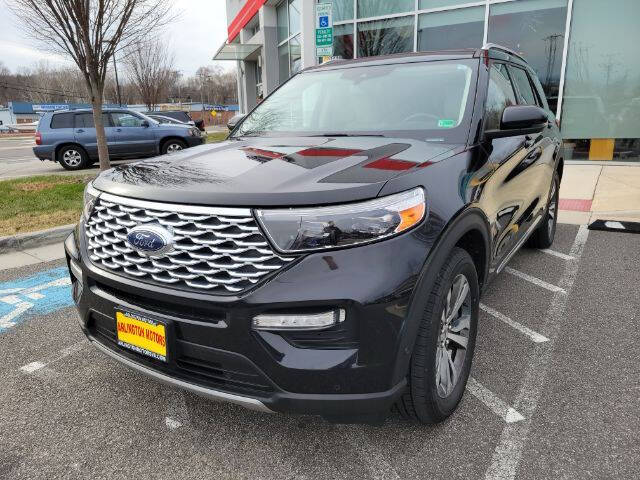 2020 Ford Explorer Platinum's photo