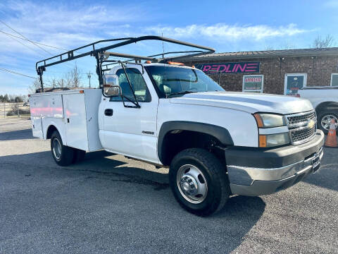 2005 Chevrolet Silverado 3500 for sale at Redline Motorplex,LLC in Gallatin TN