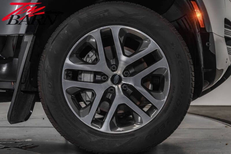 2023 Land Rover Defender 110 X-Dynamic SE