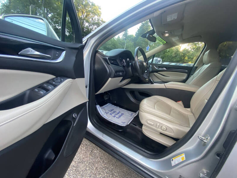 2019 Buick Enclave Essence