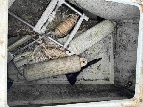 1997 Hurricane SunDeck Sport 185 OB