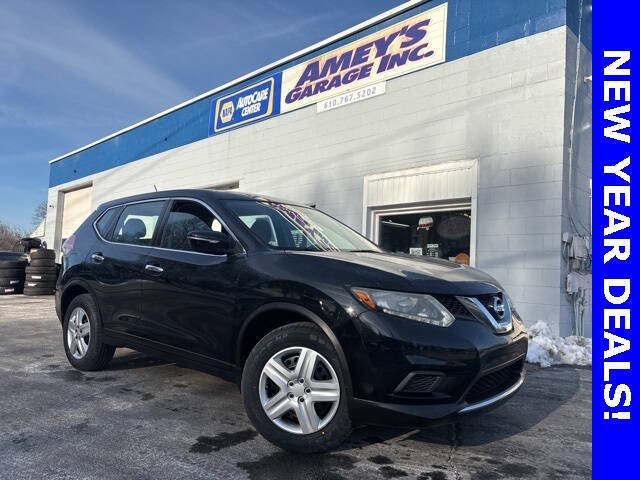 2015 Nissan Rogue S's photo