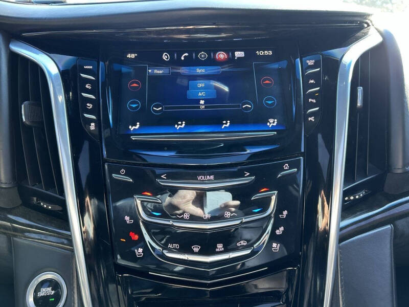 2019 Cadillac Escalade Platinum