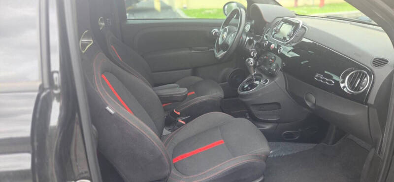 2016 FIAT 500 Abarth