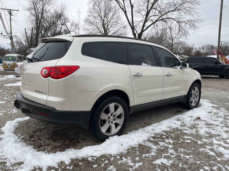 Chevrolet Traverse's photo