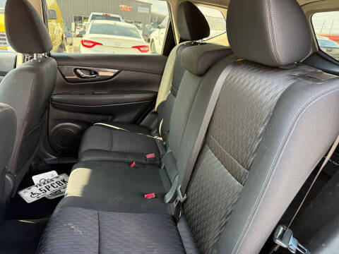 2018 Nissan Rogue SV