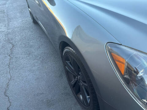 2010 Hyundai Genesis Coupe 2.0T Premium