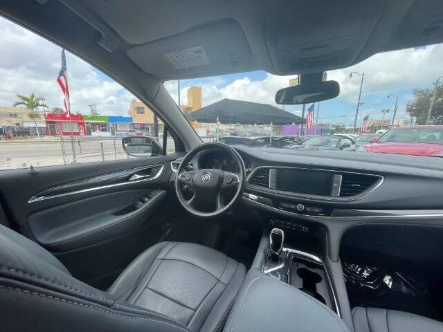 2018 Buick Enclave Essence