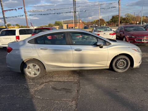 2018 Chevrolet Cruze LS Auto