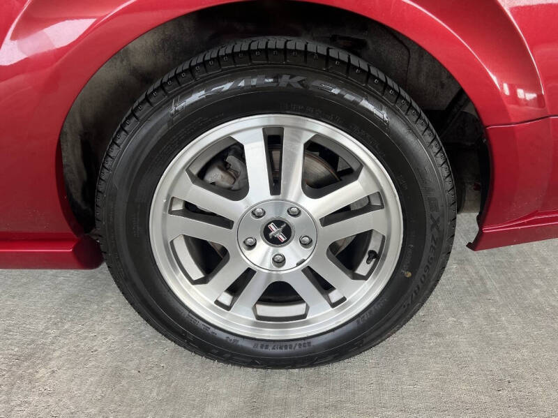 2005 Ford Mustang GT Deluxe