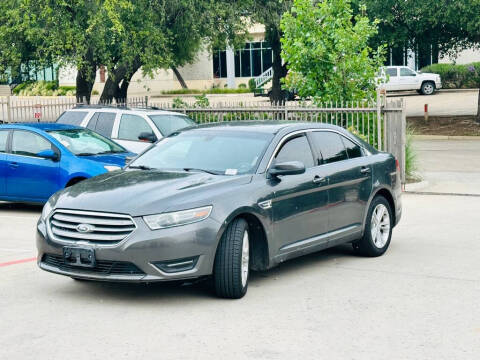 2015 Ford Taurus SEL