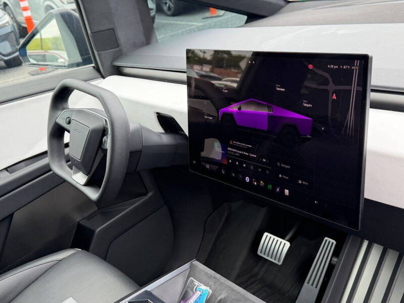 2024 Tesla Cybertruck