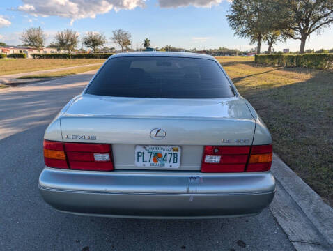 1999 Lexus LS 400
