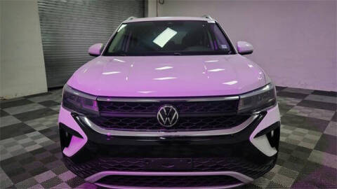 2024 Volkswagen Taos SE