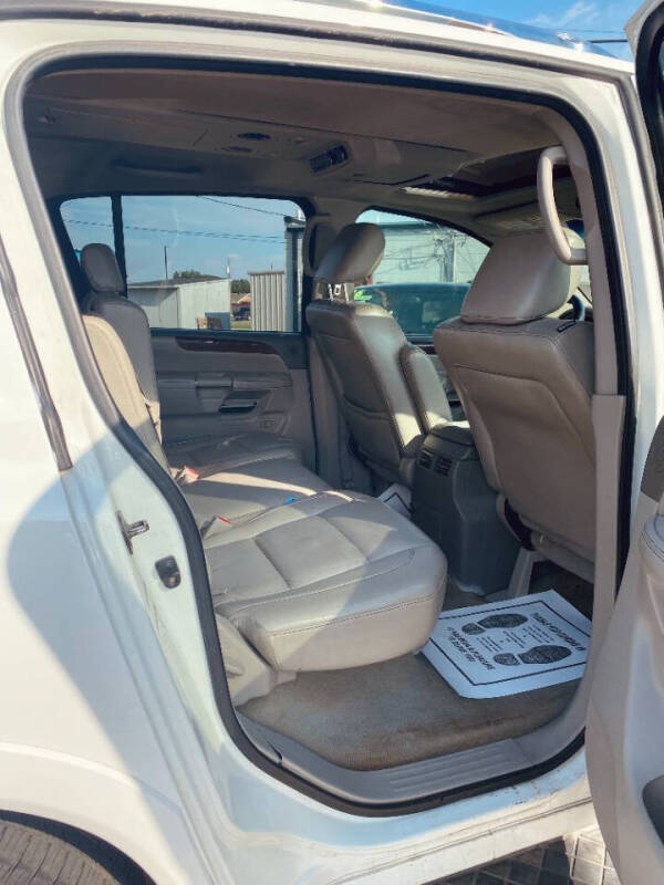 2010 Nissan Armada SE