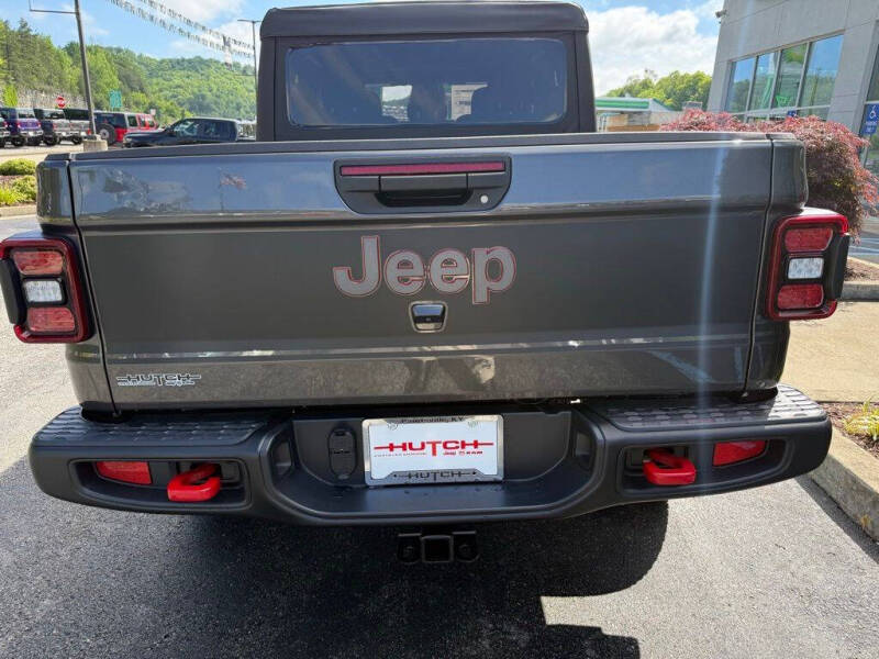 2026 Jeep Gladiator Shadow Ops