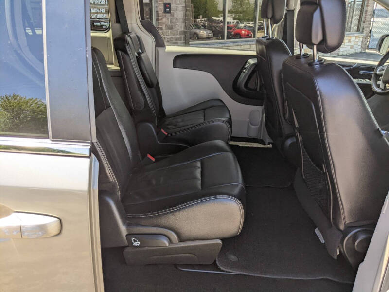 2014 Chrysler Town and Country Touring