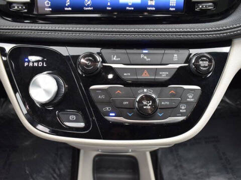 2024 Chrysler Pacifica Plug-In Hybrid