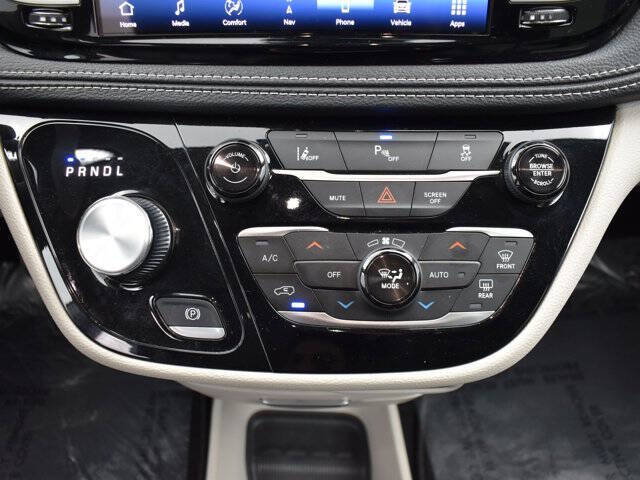 2024 Chrysler Pacifica Plug-In Hybrid