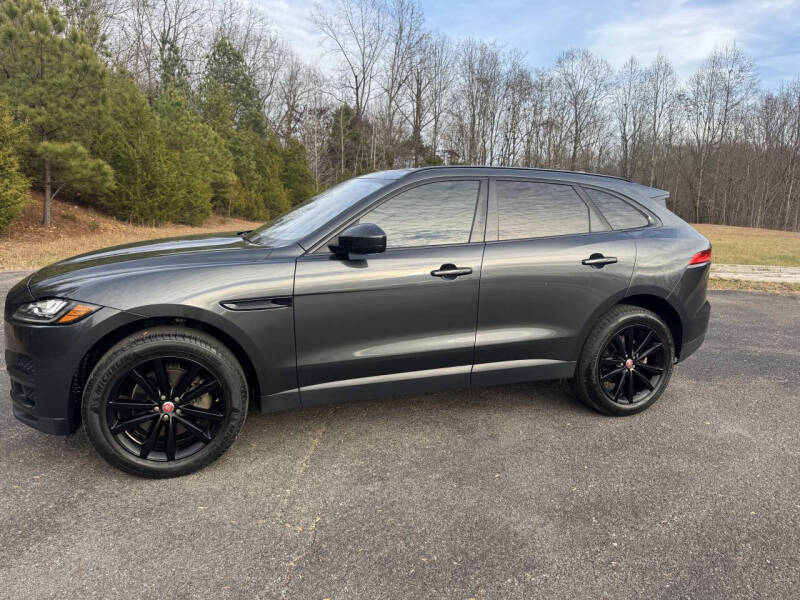 2017 Jaguar F-Pace Prestige's photo