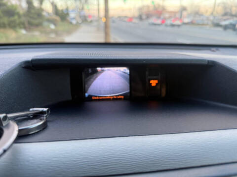 2014 Toyota Sienna LE 8-Passenger