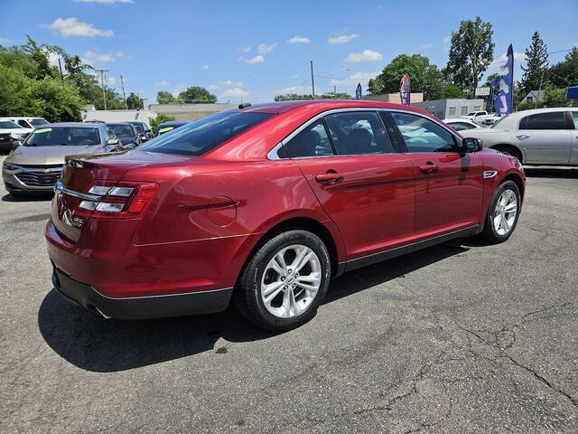 2019 Ford Taurus SEL