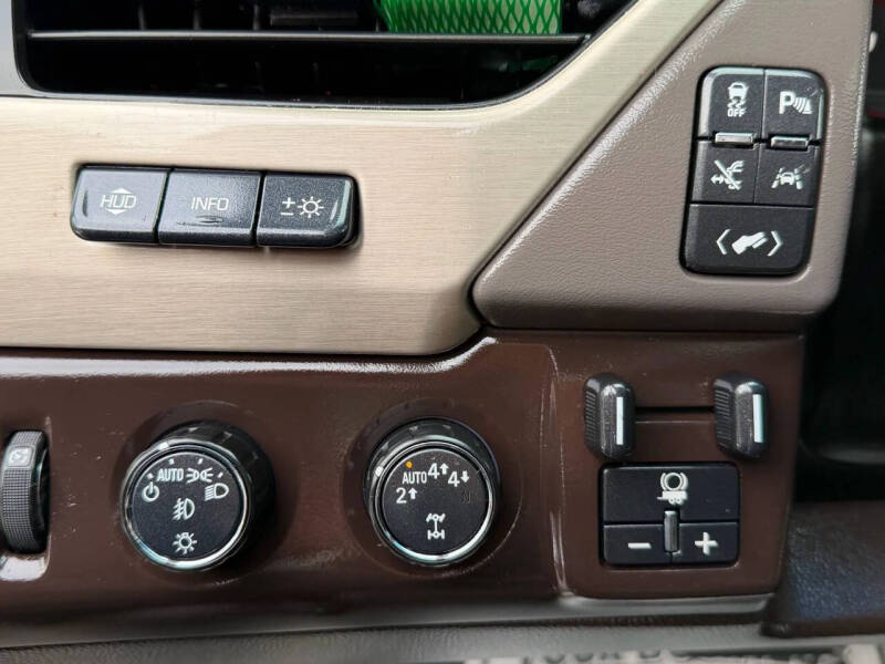 2017 GMC Yukon XL Denali