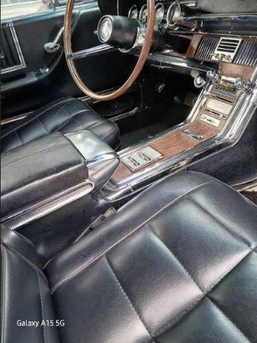 1966 Ford Thunderbird