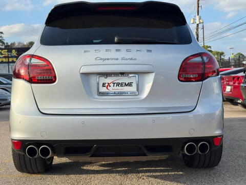 2012 Porsche Cayenne Turbo