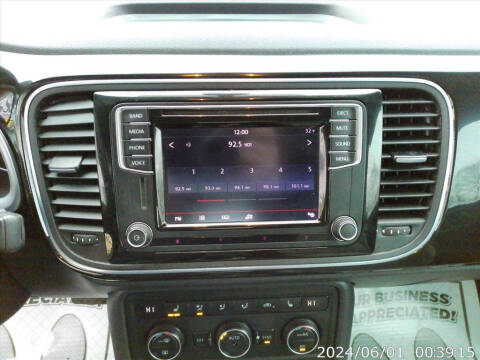 2016 Volkswagen Beetle 1.8T Dune PZEV