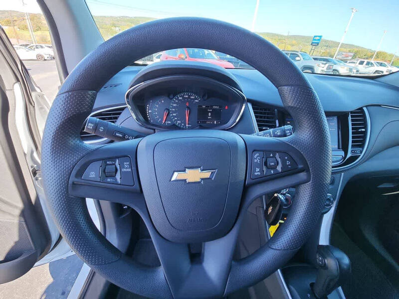 2022 Chevrolet Trax LS