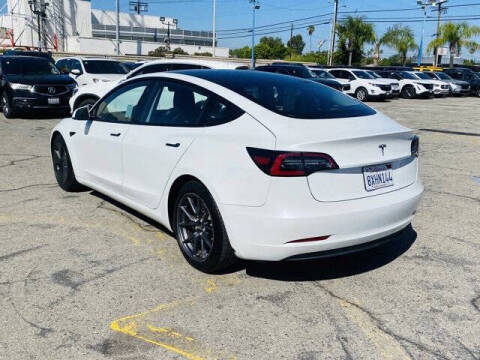 2021 Tesla Model 3 Standard Range Plus
