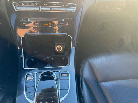 2016 Mercedes-Benz C-Class