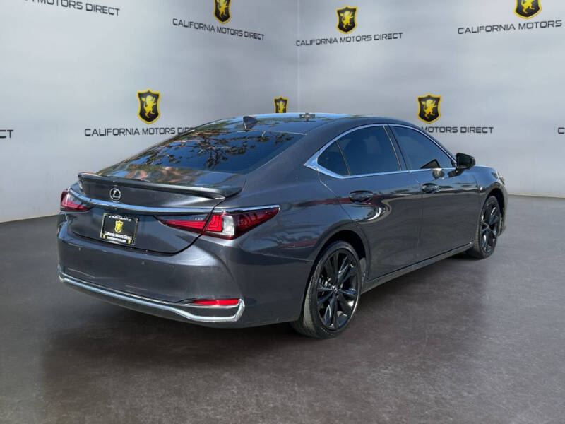 2024 Lexus ES 300h