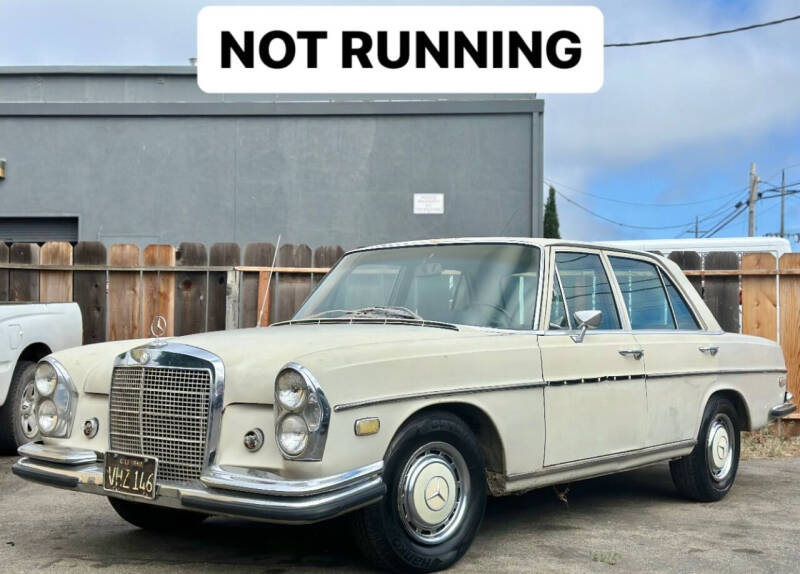 1968 Mercedes 250SE for sale at Dodi Auto Sales in Monterey CA