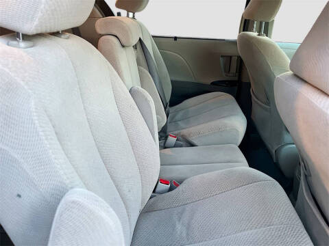 2014 Toyota Sienna